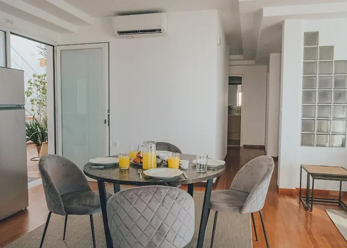 Suitenes Coast Retimno