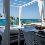 Suitenes Coast Aparthotel 4*