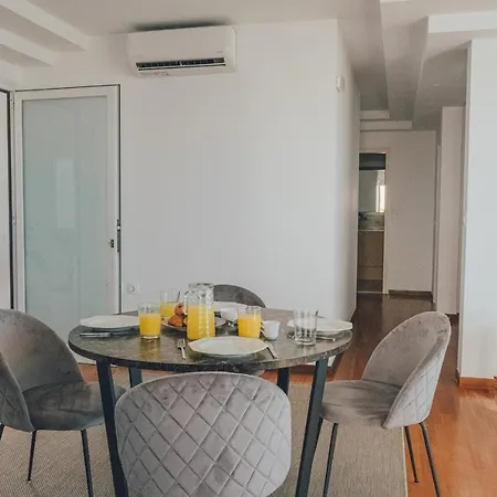 Suitenes Coast Ретимно