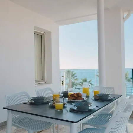 Апарт-готель Suitenes Coast 4*